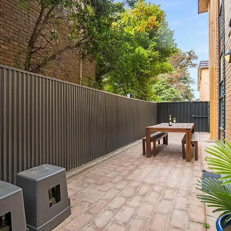 Bayswaterfront Apartments Adelaide Exterior photo
