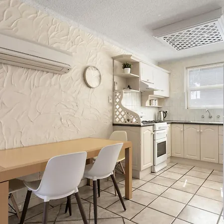 Bayswaterfront Apartments Adelaide Room photo